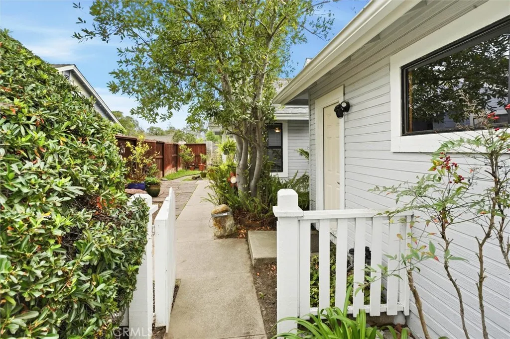 839 Marigold Court, San Luis Obispo, California 93401 home-pic-10