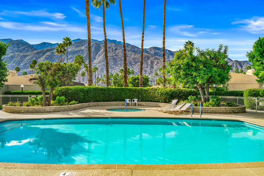 1456 Tiffany Circle N, Palm Springs, California 92262 home-pic-27