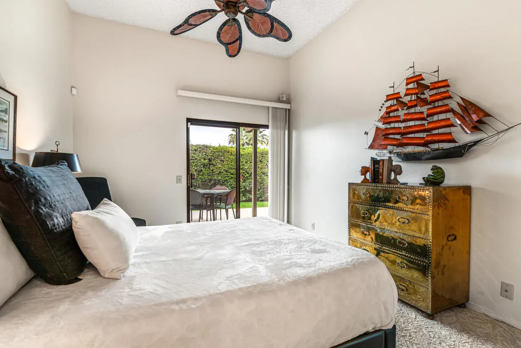 1456 Tiffany Circle N, Palm Springs, California 92262 home-pic-20