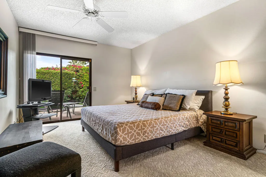 1456 Tiffany Circle N, Palm Springs, California 92262 home-pic-15