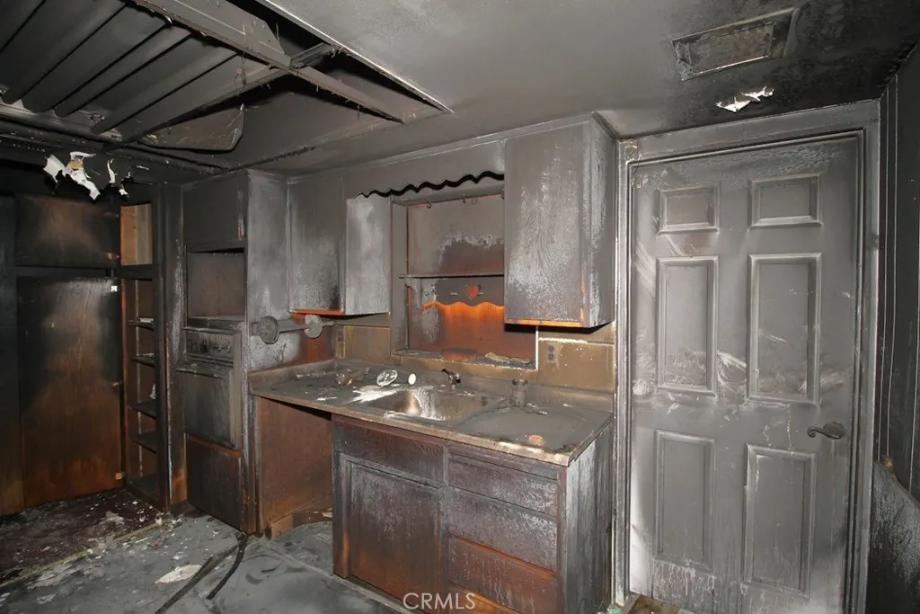 1837 Sunset, Barstow, California 92311 home-pic-37