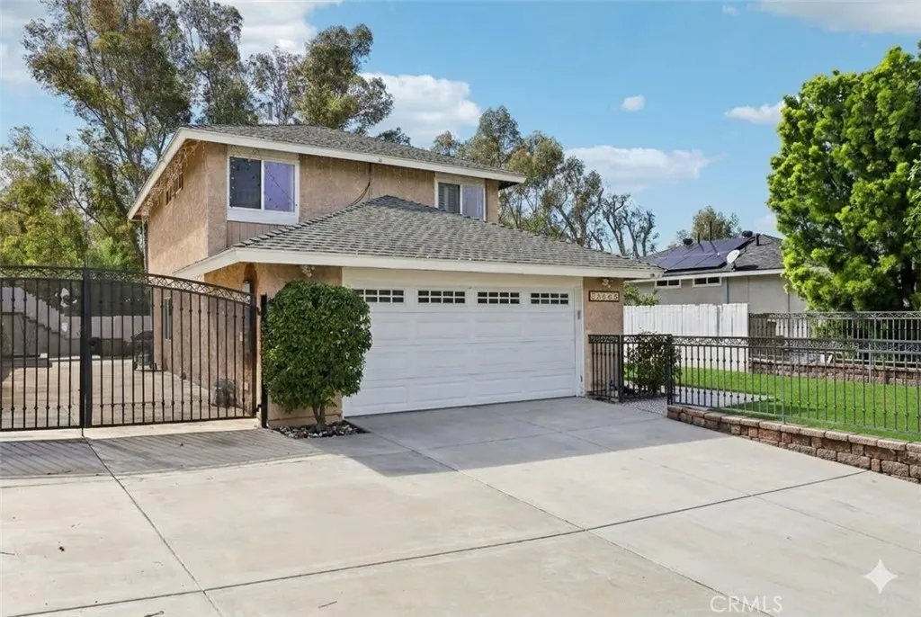 27172 Valleymont Rd., Lake Forest, California 92630 home-pic-0