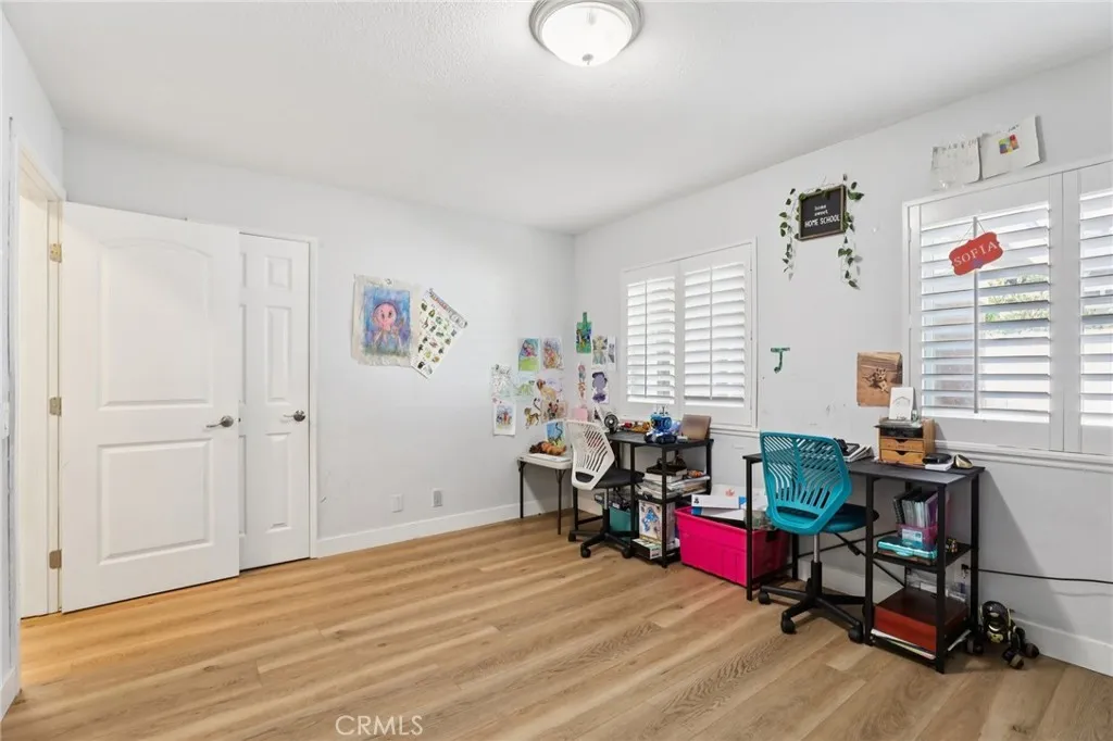 27172 Valleymont Rd., Lake Forest, California 92630 home-pic-12