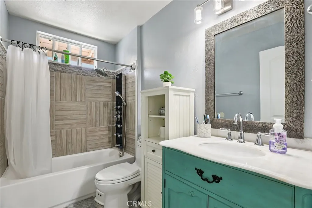 27172 Valleymont Rd., Lake Forest, California 92630 home-pic-23