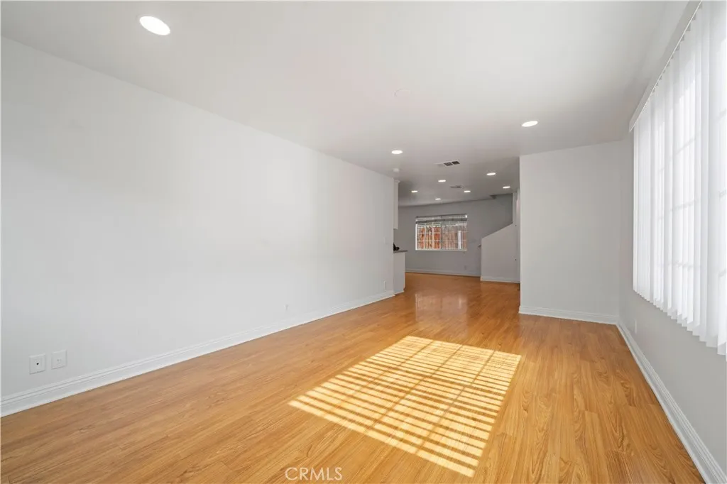 420 Cerritos Avenue, Long Beach, California 90802 home-pic-9