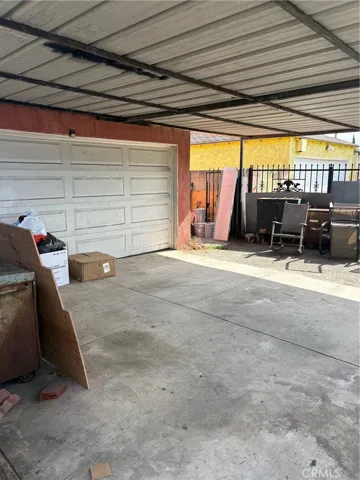 2309 E Killen Court, Compton, California 90221