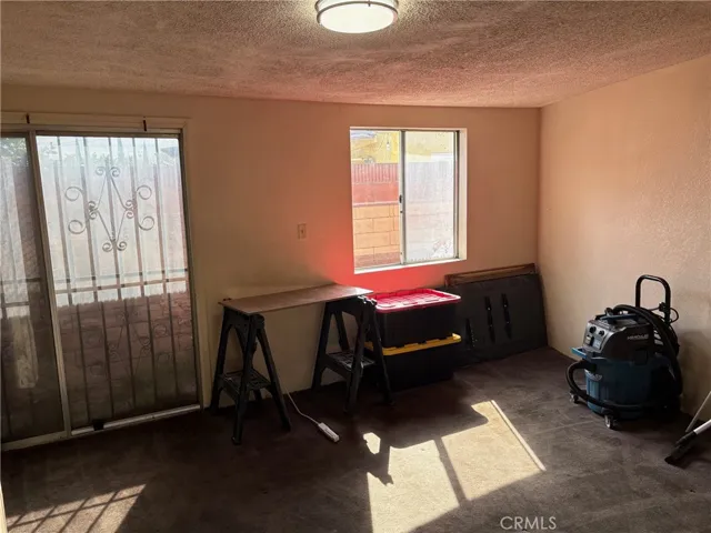 Nice sized room.