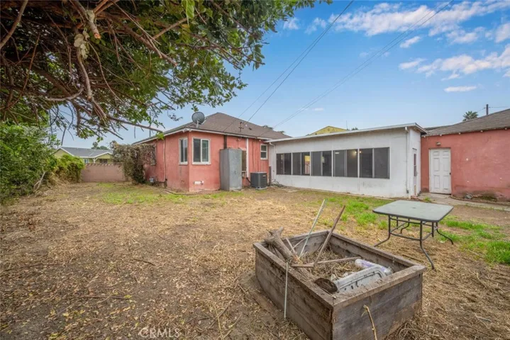 2309 E Killen Court, Compton, California 90221