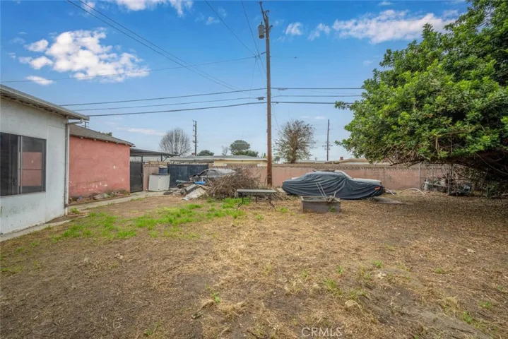 2309 E Killen Court, Compton, California 90221