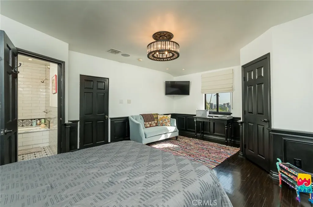 330 Kempton Road, Glendale, California 91202 home-pic-43