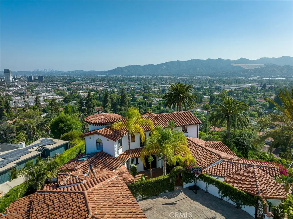 330 Kempton Road, Glendale, California 91202 home-pic-74