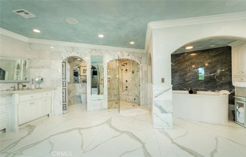 330 Kempton Road, Glendale, California 91202 home-pic-28