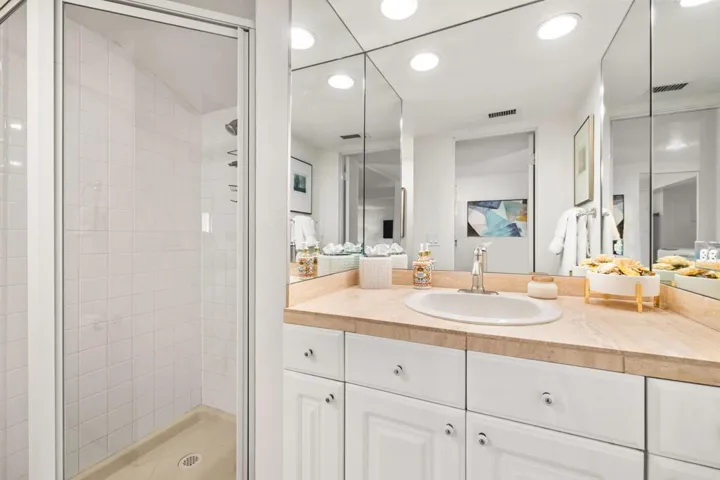 10-web-or-mls-2H8A2642