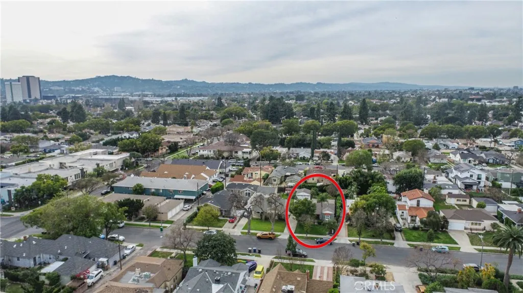 625 N Naomi, Burbank, California 91505 home-pic-32