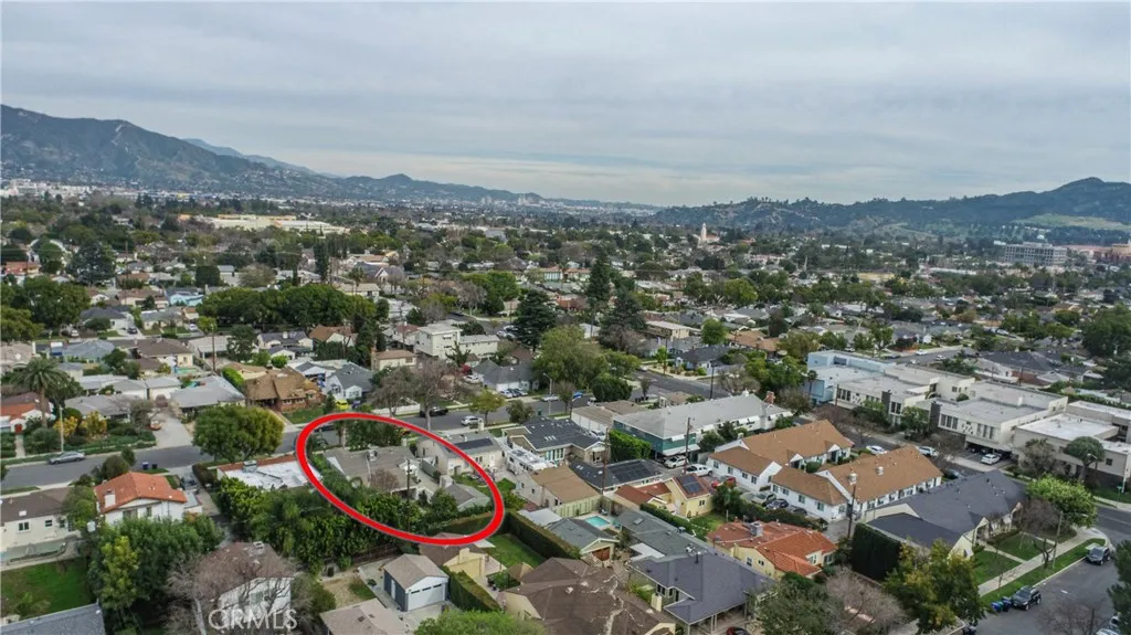 625 N Naomi, Burbank, California 91505 home-pic-31