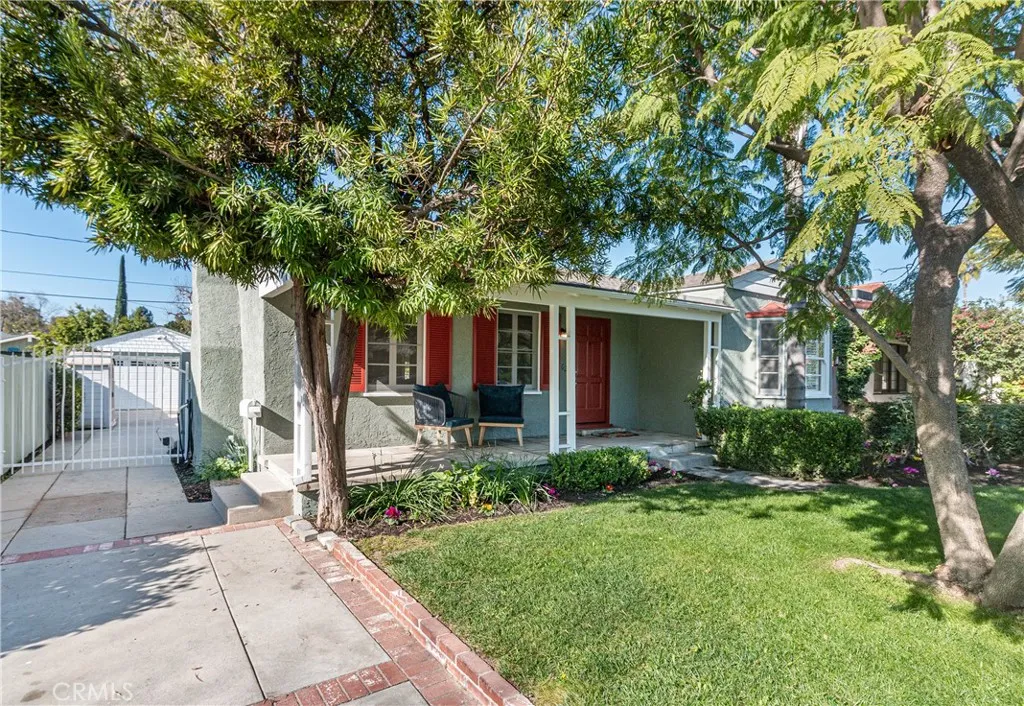 625 N Naomi, Burbank, California 91505 home-pic-1