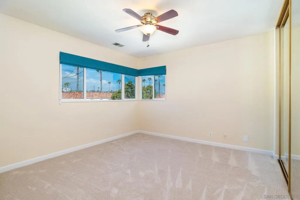 1548 Thomas Ave 6, San Diego, California 92109 home-pic-27