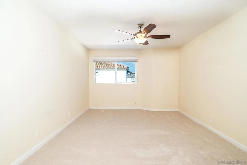 1548 Thomas Ave 6, San Diego, California 92109 home-pic-21