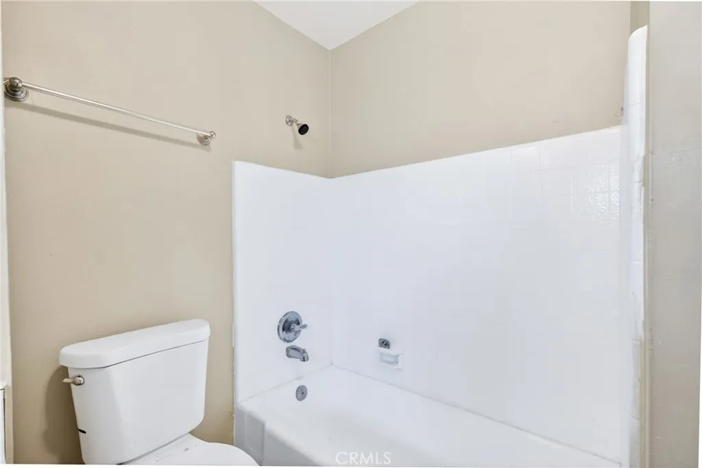 1105 E 42nd, San Bernardino, California 92404 home-pic-17