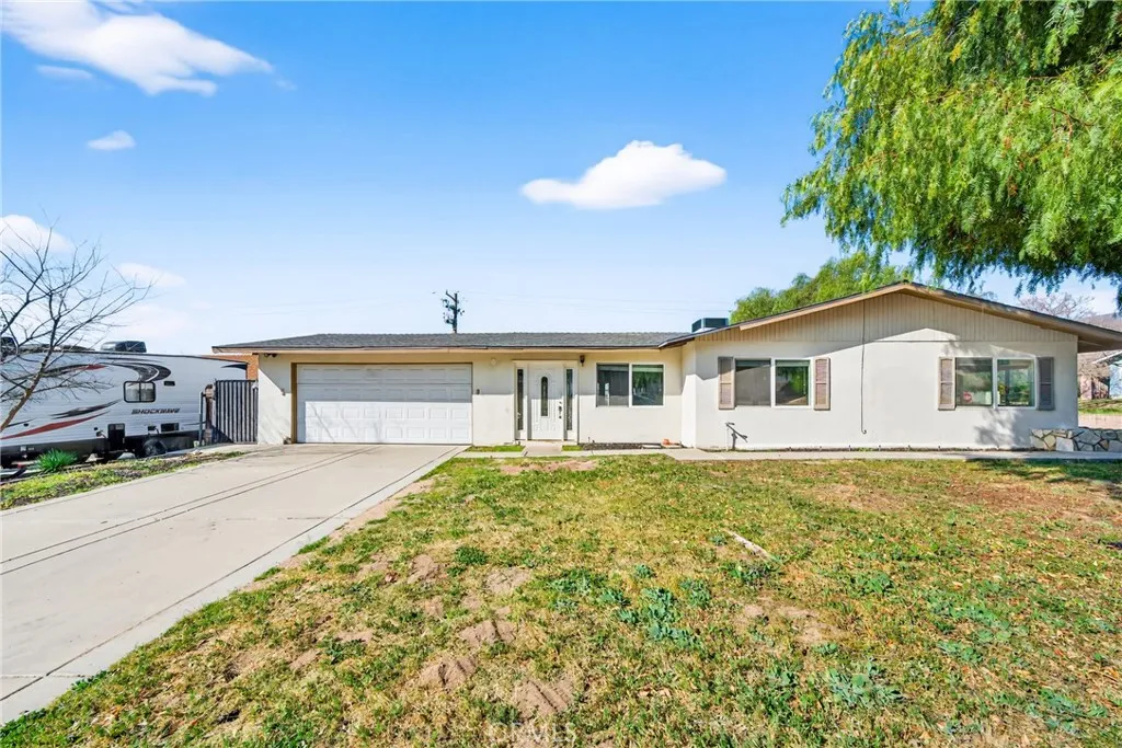 1105 E 42nd, San Bernardino, California 92404 home-pic-1