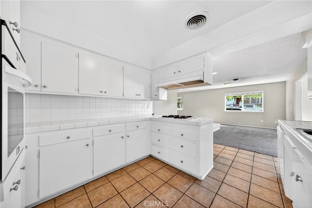 1105 E 42nd, San Bernardino, California 92404 home-pic-21