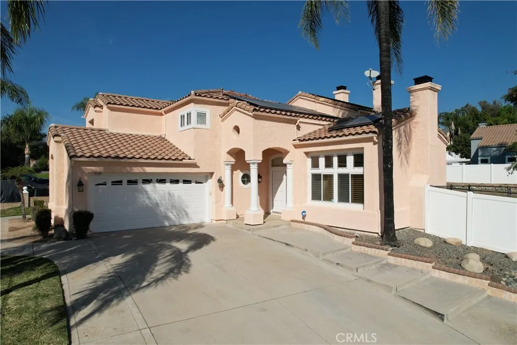 7135 Highland Spring Lane, Highland, California 92346 home-pic-0