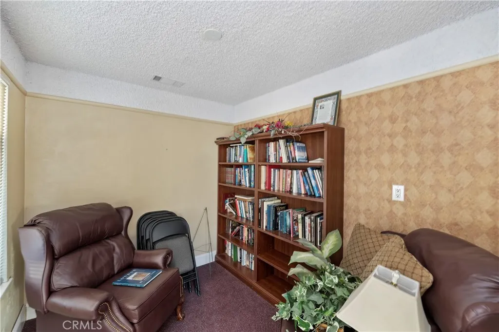 Clubhouse Reading room