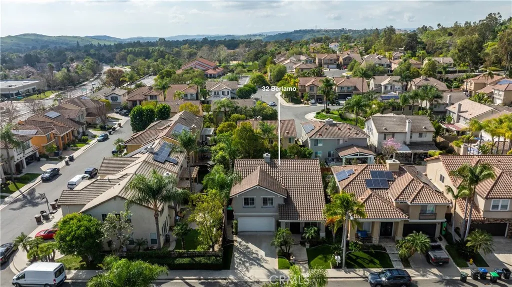 32 Berlamo, Rancho Santa Margarita, California 92688 home-pic-37