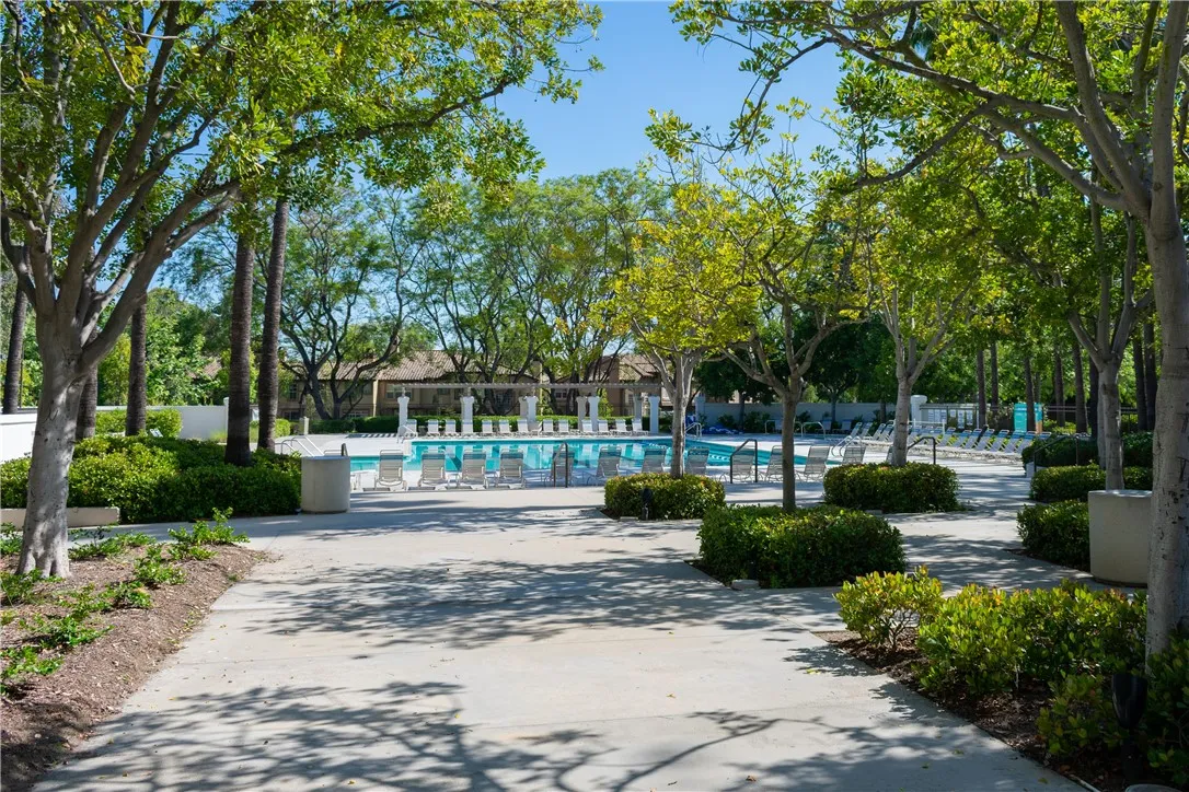 32 Berlamo, Rancho Santa Margarita, California 92688 home-pic-48