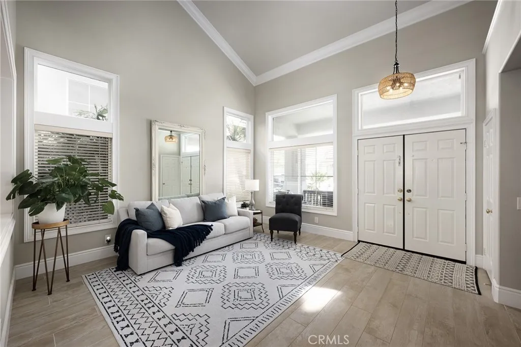 32 Berlamo, Rancho Santa Margarita, California 92688 home-pic-2
