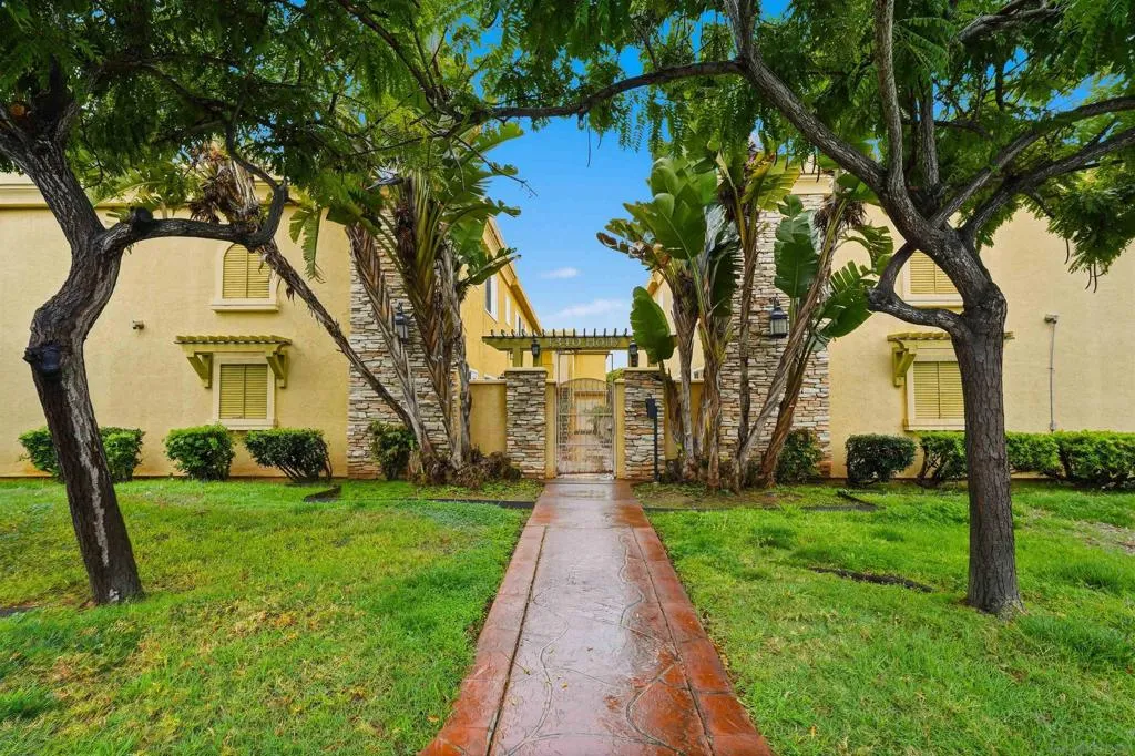 1340 Holly Ave 18, Imperial Beach, California 91932 home-pic-27
