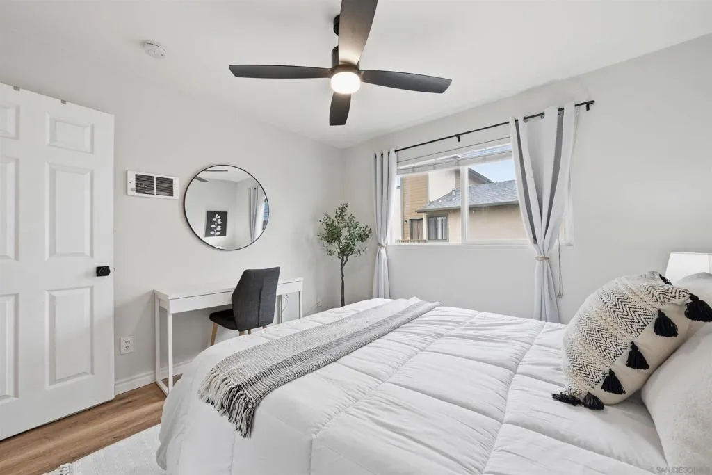 1340 Holly Ave 18, Imperial Beach, California 91932 home-pic-23