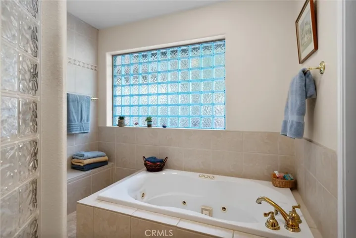 Large soaking tub