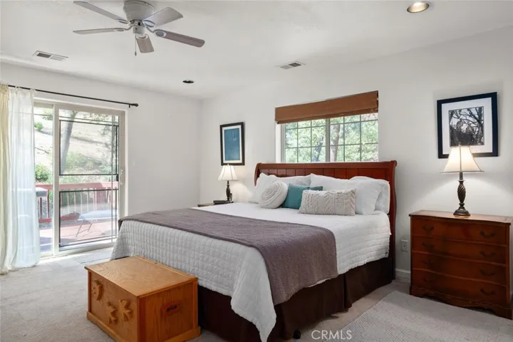 Large primary with access to​​‌​​​​‌​​‌‌​​‌​​​‌‌​​​‌​​‌‌​​‌‌​​‌‌​​​​ patio