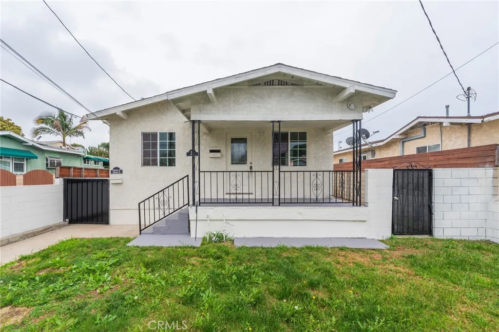 322 S Grand Avenue, San Pedro, California 90731 home-pic-2
