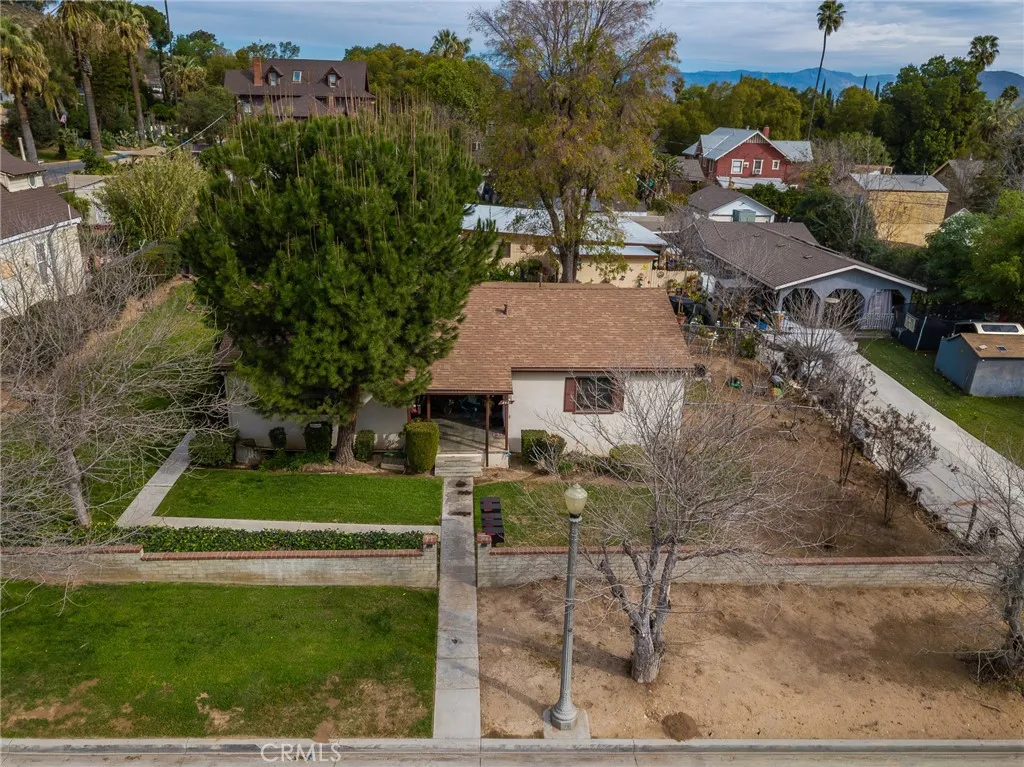 4481 13th, Riverside, California 92501 home-pic-5