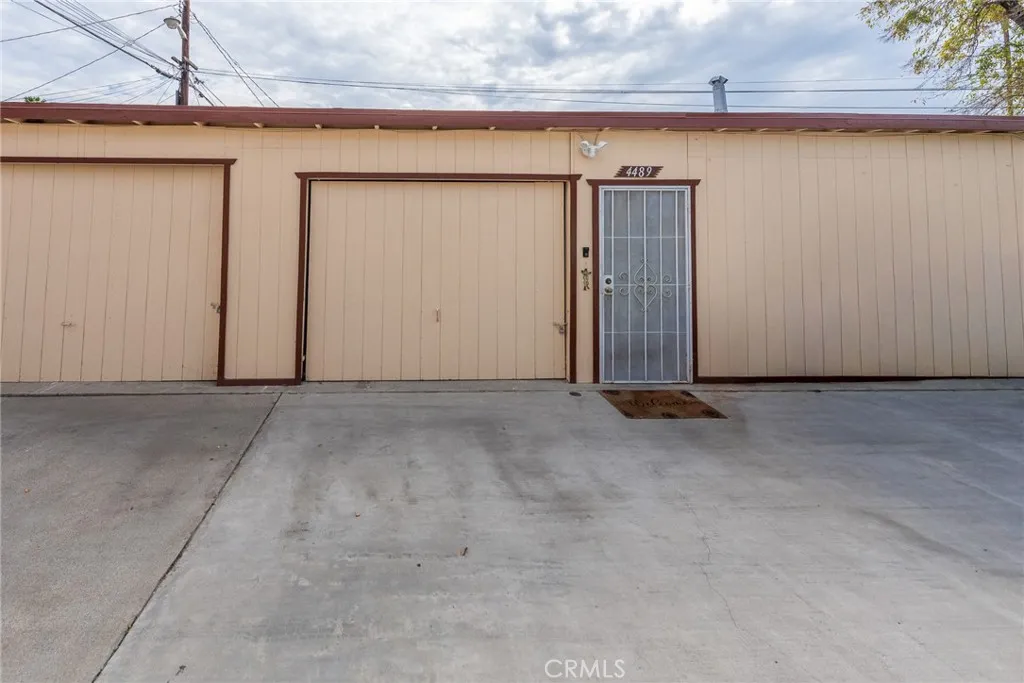 4481 13th, Riverside, California 92501 home-pic-46