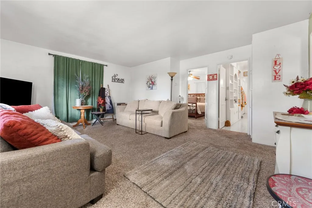 4481 13th, Riverside, California 92501 home-pic-19