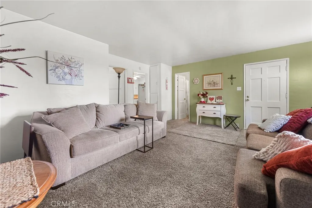4481 13th, Riverside, California 92501 home-pic-21