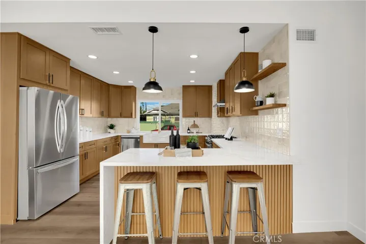 2301 9th, Los Angeles, California 90018