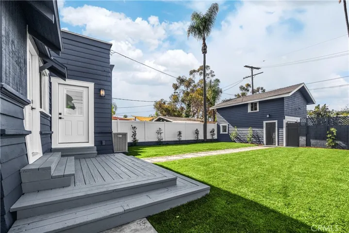2301 9th, Los Angeles, California 90018