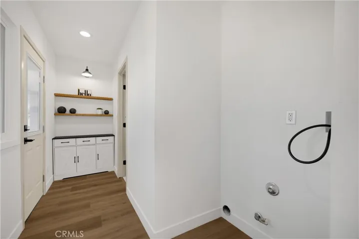 2301 9th, Los Angeles, California 90018