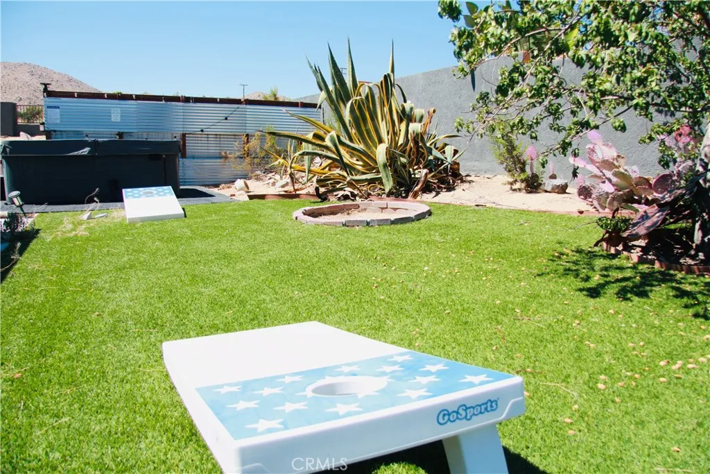 7112 Mecca Road, Joshua Tree, California 92252 home-pic-20