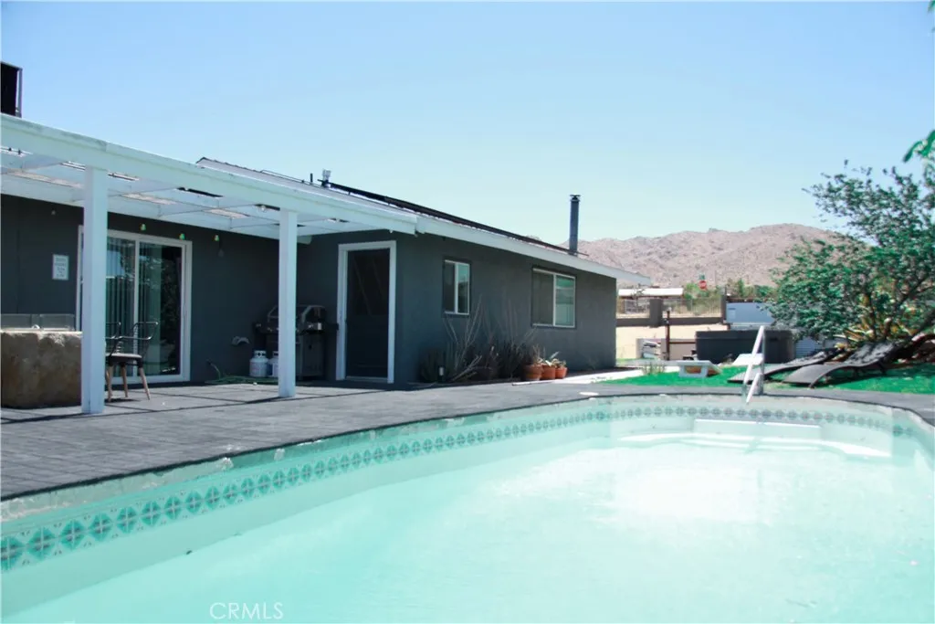 7112 Mecca Road, Joshua Tree, California 92252 home-pic-15
