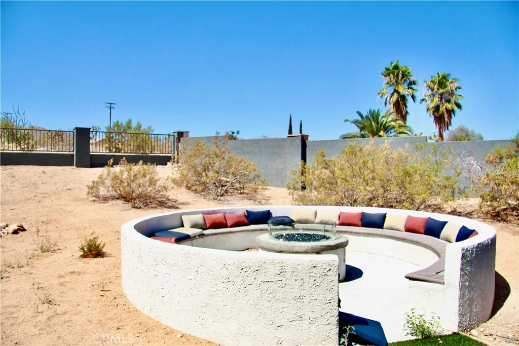 7112 Mecca Road, Joshua Tree, California 92252 home-pic-22