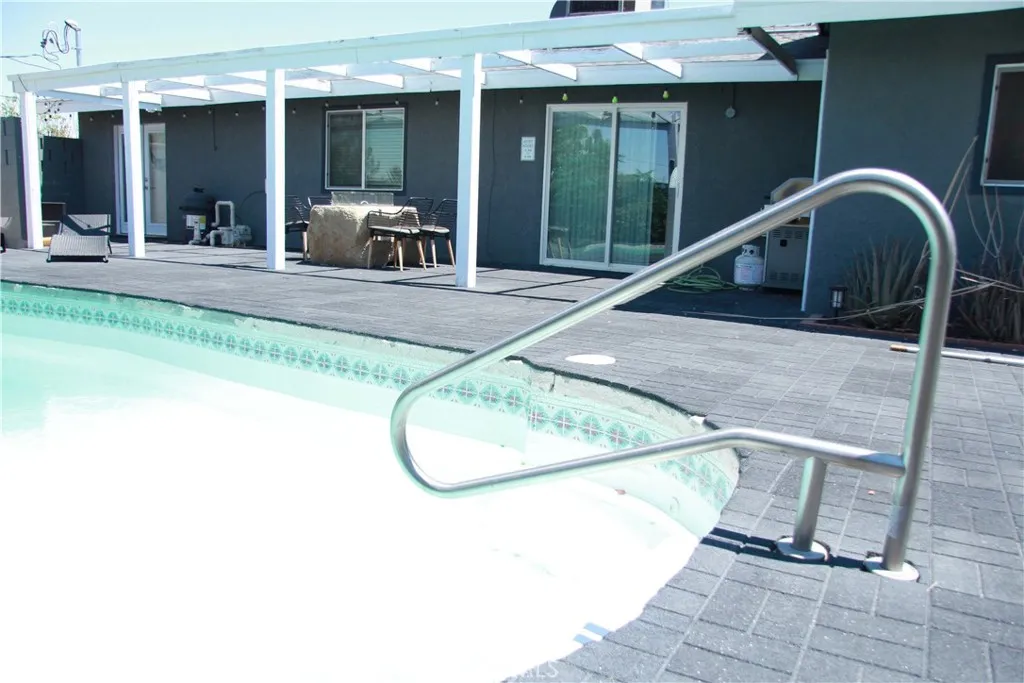 7112 Mecca Road, Joshua Tree, California 92252 home-pic-16