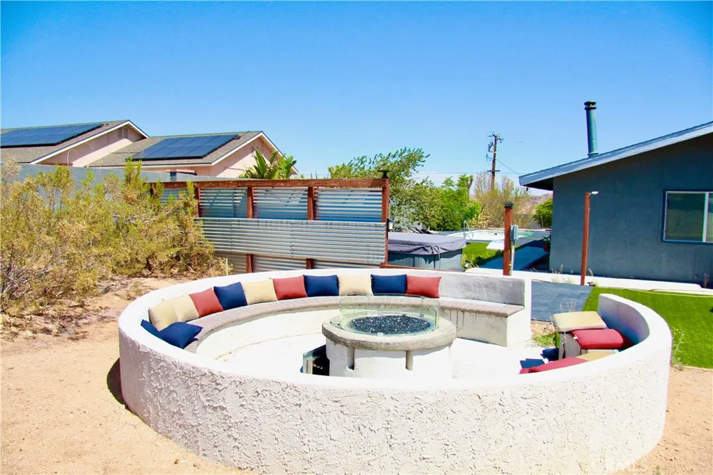 7112 Mecca Road, Joshua Tree, California 92252 home-pic-21