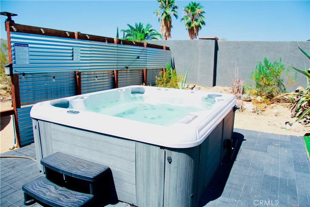 7112 Mecca Road, Joshua Tree, California 92252 home-pic-19