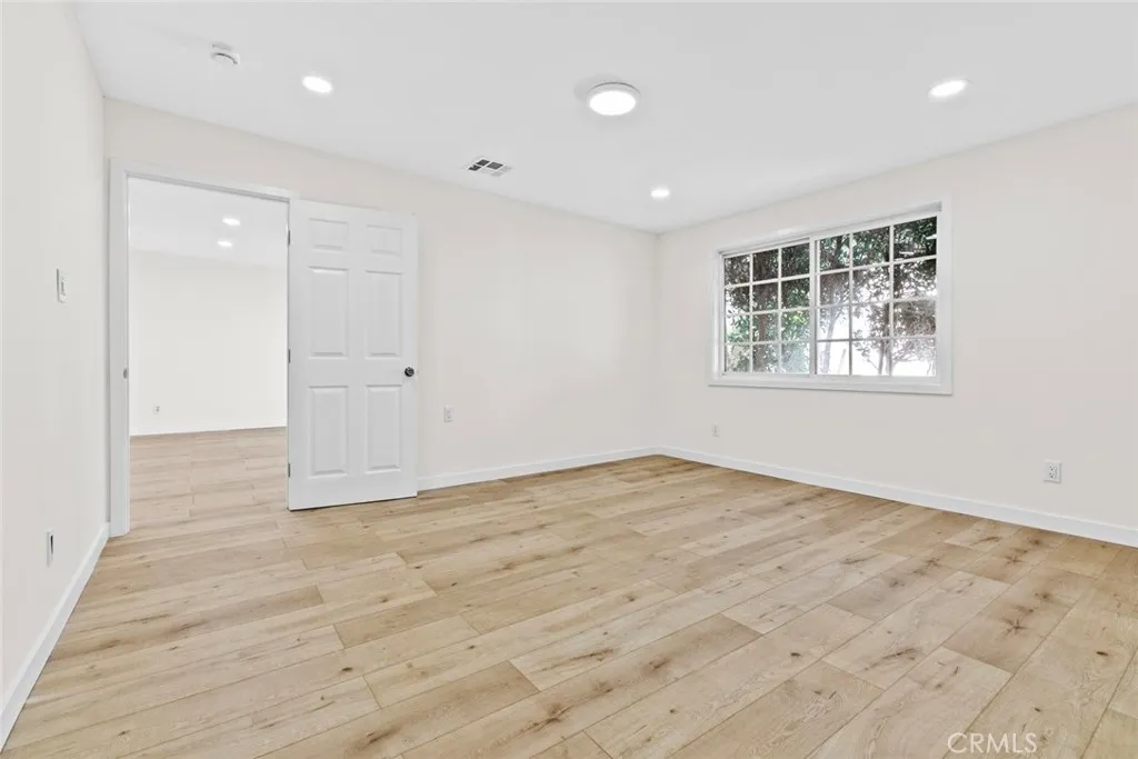 11753 Blythe, North Hollywood, California 91605 home-pic-6
