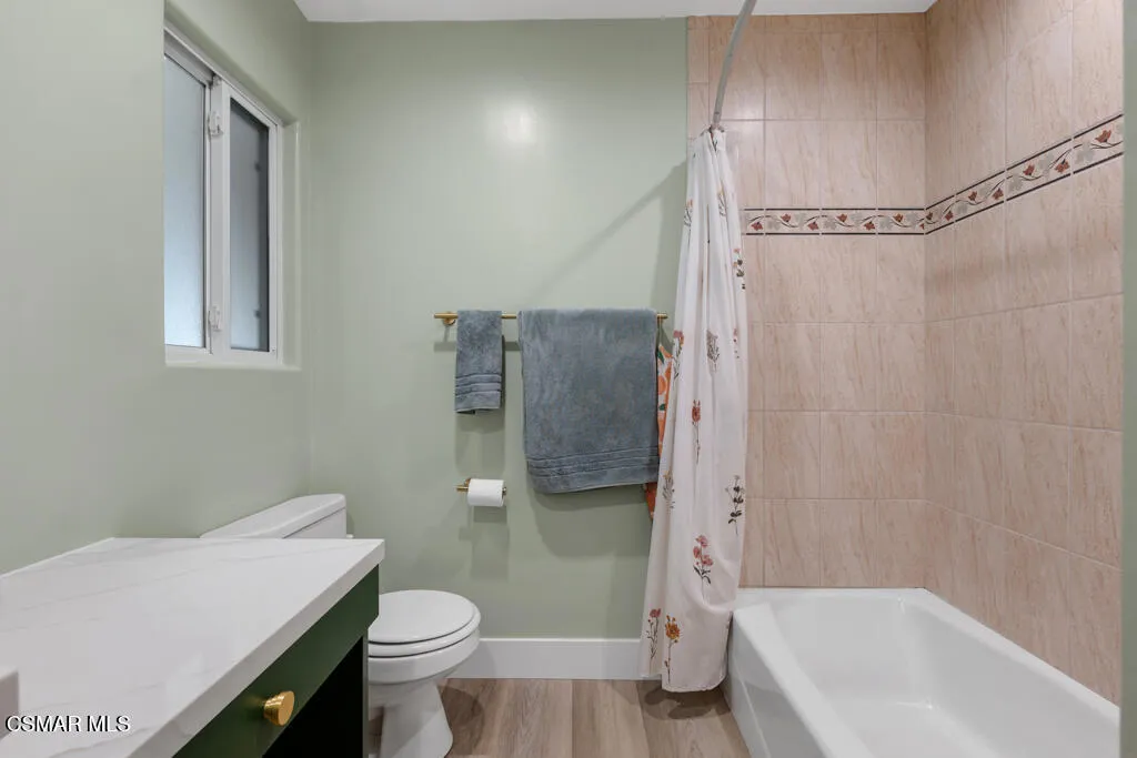 260 Greenmeadow Drive, Thousand Oaks, California 91320 home-pic-37